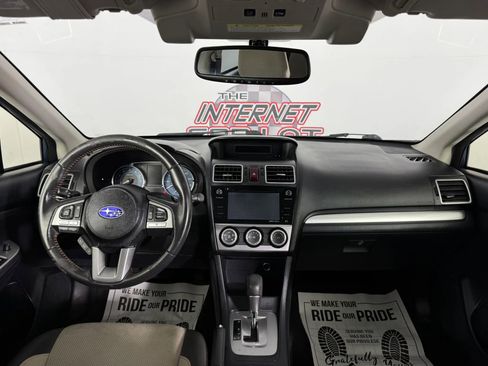 Used 2016 Subaru Crosstrek 2.0i Premium AWD/4WD image 11