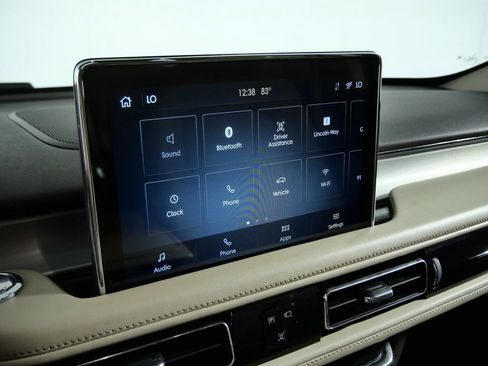 Certified 2021 Lincoln Aviator AWD w/ Elements Package image 22