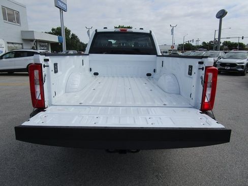 New 2025 Ford F250 XL w/ FX4 Off-Road Package image 12