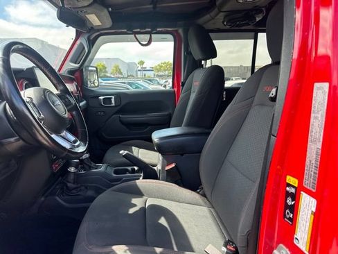 Used 2021 Jeep Wrangler Unlimited Rubicon AWD/4WD image 9