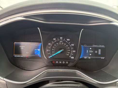 Used 2016 Ford Fusion SE image 9