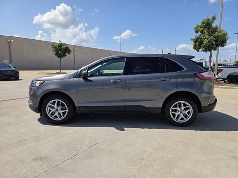 Used 2023 Ford Edge SEL w/ Convenience Package AWD/4WD image 4