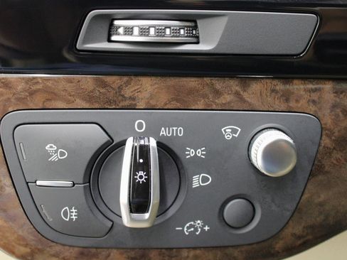 Used 2017 Audi Q7 3.0T Prestige w/ Prestige Package image 61