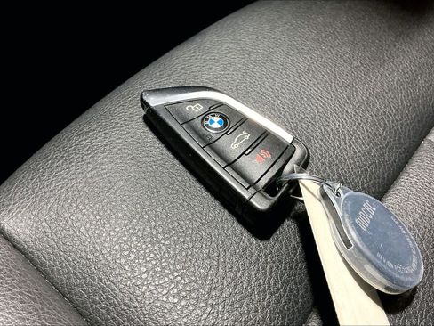 Used 2019 BMW X1 xDrive28i w/ Convenience Package image 14