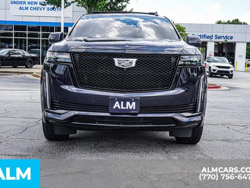 Used 2023 Cadillac Escalade Sport Platinum w/ LPO, ONYX Package AWD/4WD image 11