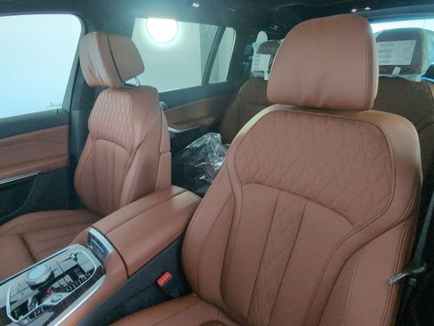 New 2026 BMW X7 xDrive40i w/ Executive Package image 23