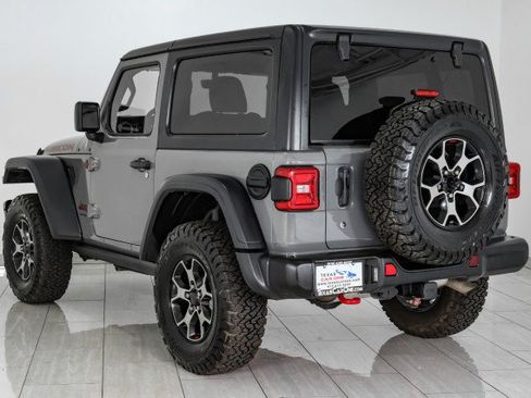 Used 2018 Jeep Wrangler Rubicon AWD/4WD image 8