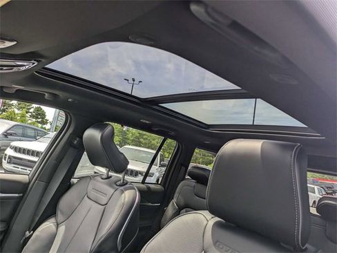 New 2024 Jeep Grand Cherokee Overland w/ Advanced Protech Group III image 15