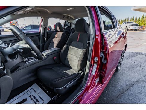 Used 2024 Nissan Sentra SR image 8