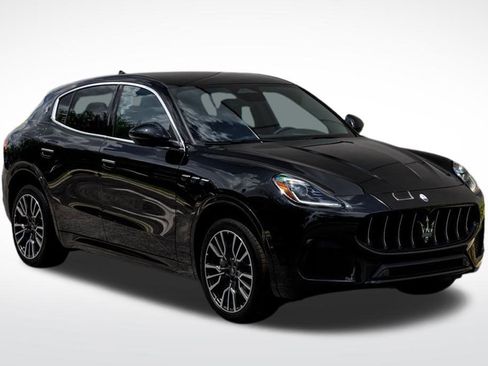 New 2025 Maserati Grecale GT image 7