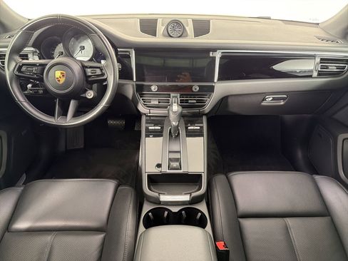 Certified 2022 Porsche Macan S image 17