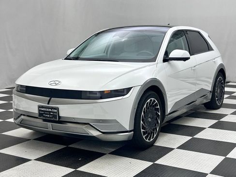 Used 2024 Hyundai Ioniq 5 Limited AWD/4WD image 4