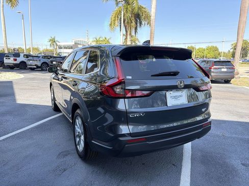 Certified 2025 Honda CR-V EX image 6