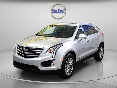 Used 2019 Cadillac XT5 Luxury image 2