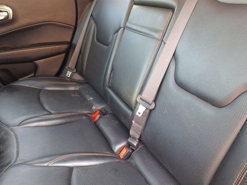 Used 2019 Jeep Compass Limited AWD/4WD image 7