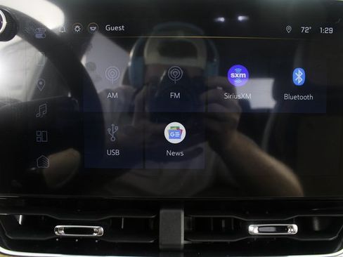 New 2026 Chevrolet Equinox ACTIV w/ Safety and Technology Package image 7