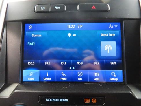 Used 2021 Ford F250 Lariat w/ Lariat Value Package AWD/4WD image 16