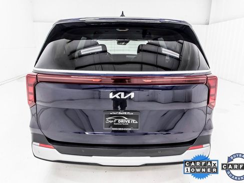 Used 2025 Kia Carnival LXS image 6