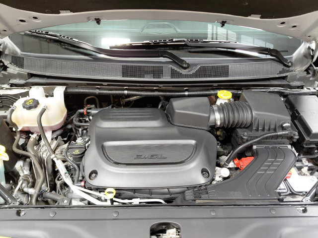 Used 2024 Chrysler Pacifica Touring-L FWD image 14