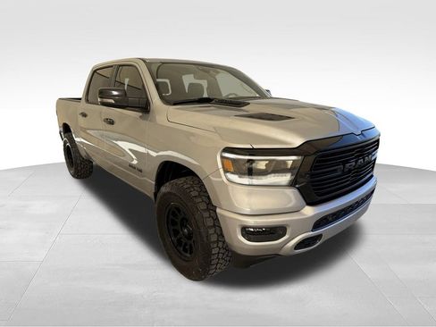 Used 2024 RAM 1500 Laramie AWD/4WD image 5