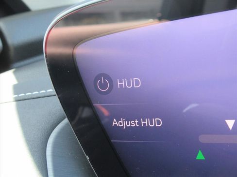 New 2025 Buick Envision Sport Touring image 25