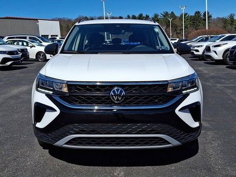 Used 2024 Volkswagen Taos S image 2