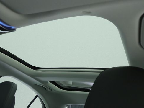 New 2026 Mercedes-Benz E 350 Sedan image 9
