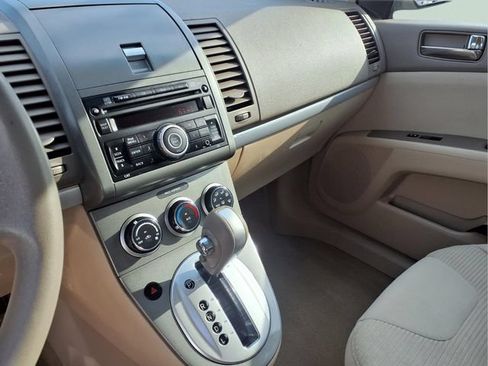 Used 2011 Nissan Sentra 2.0 S FWD image 8
