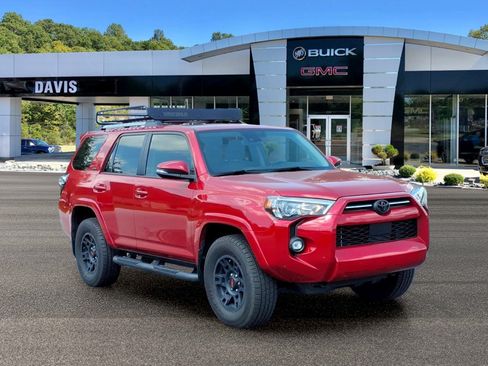 Used 2024 Toyota 4Runner SR5 Premium w/ Moonroof Package AWD/4WD image 1