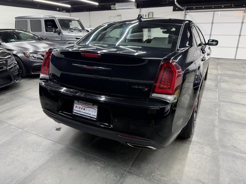 Used 2023 Chrysler 300 S image 6