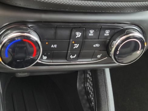 Used 2023 Chevrolet TrailBlazer LT FWD image 24