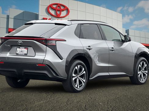 Certified 2023 Toyota bZ4X XLE image 3
