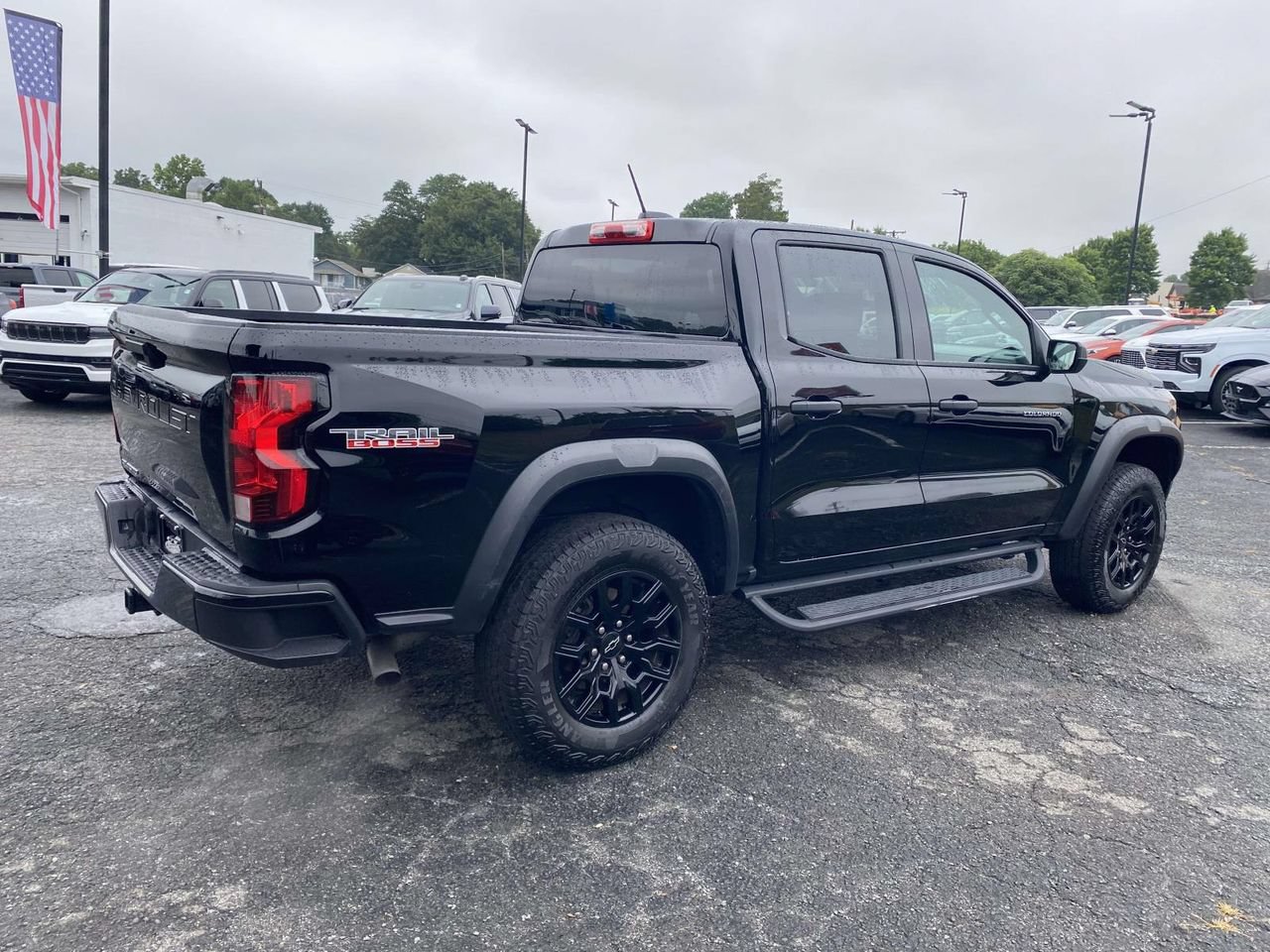 Used 2023 Chevrolet Colorado Trail Boss w/ Advanced Trailering Package AWD/4WD image 6