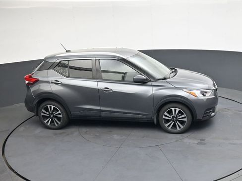 Used 2020 Nissan Kicks SV image 28