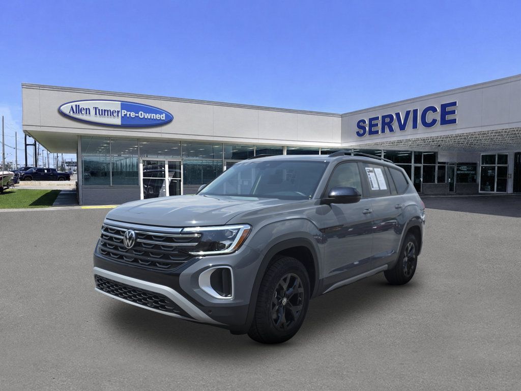 Used 2026 Volkswagen Atlas Peak Edition AWD/4WD image 4