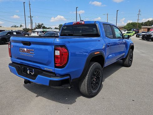 New 2026 GMC Canyon Elevation w/ Convenience Package image 5