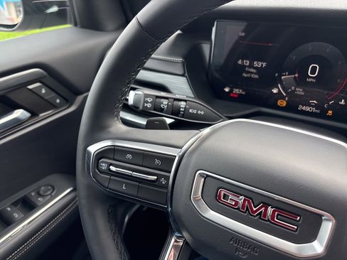 Certified 2024 GMC Acadia Elevation w/ Luxury Package image 36