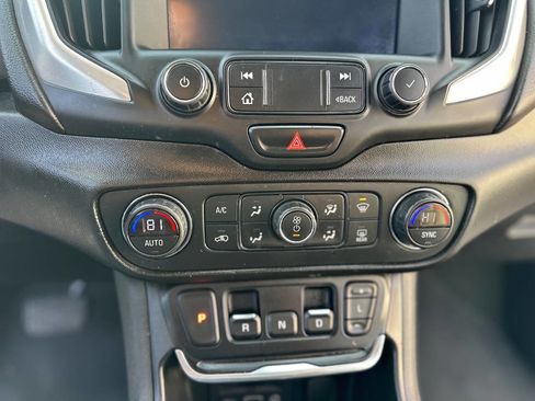 Used 2019 GMC Terrain SLT image 25