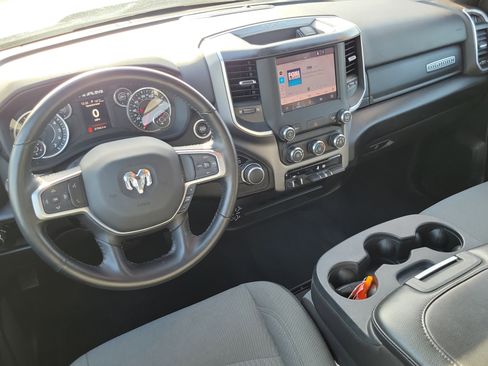 Used 2024 RAM 2500 Big Horn w/ Bed Utility Group image 21