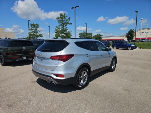 Used 2017 Hyundai Santa Fe Sport w/ 2.4L Tech Package 04 AWD/4WD image 5