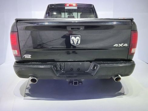 Used 2013 RAM 1500 Sport w/ Sport Premium Group image 17