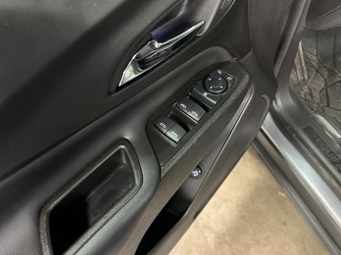 Certified 2024 Chevrolet Equinox LT w/ LPO, Floor Liner Package AWD/4WD image 16