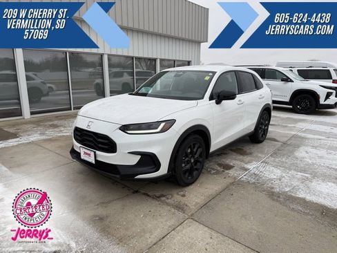 Used 2025 Honda HR-V Sport image 1