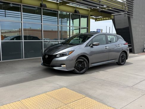 Used 2024 Nissan Leaf SV Plus FWD image 1
