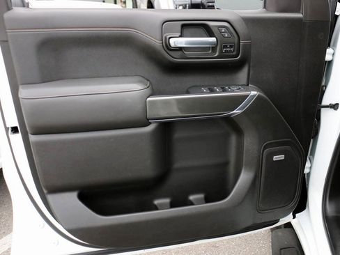 Used 2021 GMC Sierra 1500 AT4 w/ AT4 Premium Package image 18