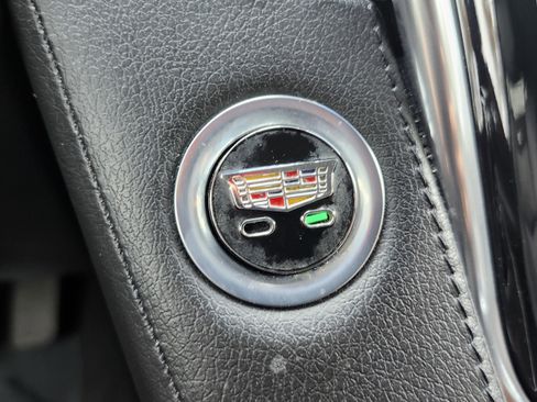 Used 2018 Cadillac Escalade Luxury image 29