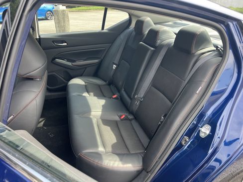 Used 2024 Nissan Altima 2.5 SR FWD image 17