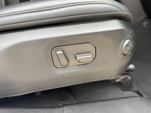 Used 2024 Jeep Wrangler Sahara w/ Technology Group image 27