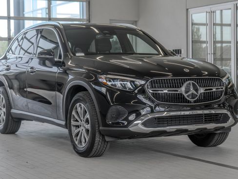 Used 2026 Mercedes-Benz GLC 300 4MATIC image 21
