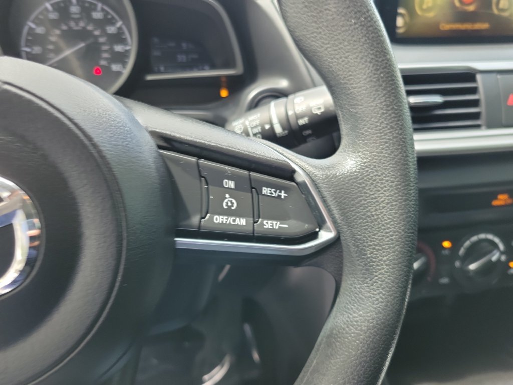 Used 2017 MAZDA MAZDA3 Sport FWD image 16
